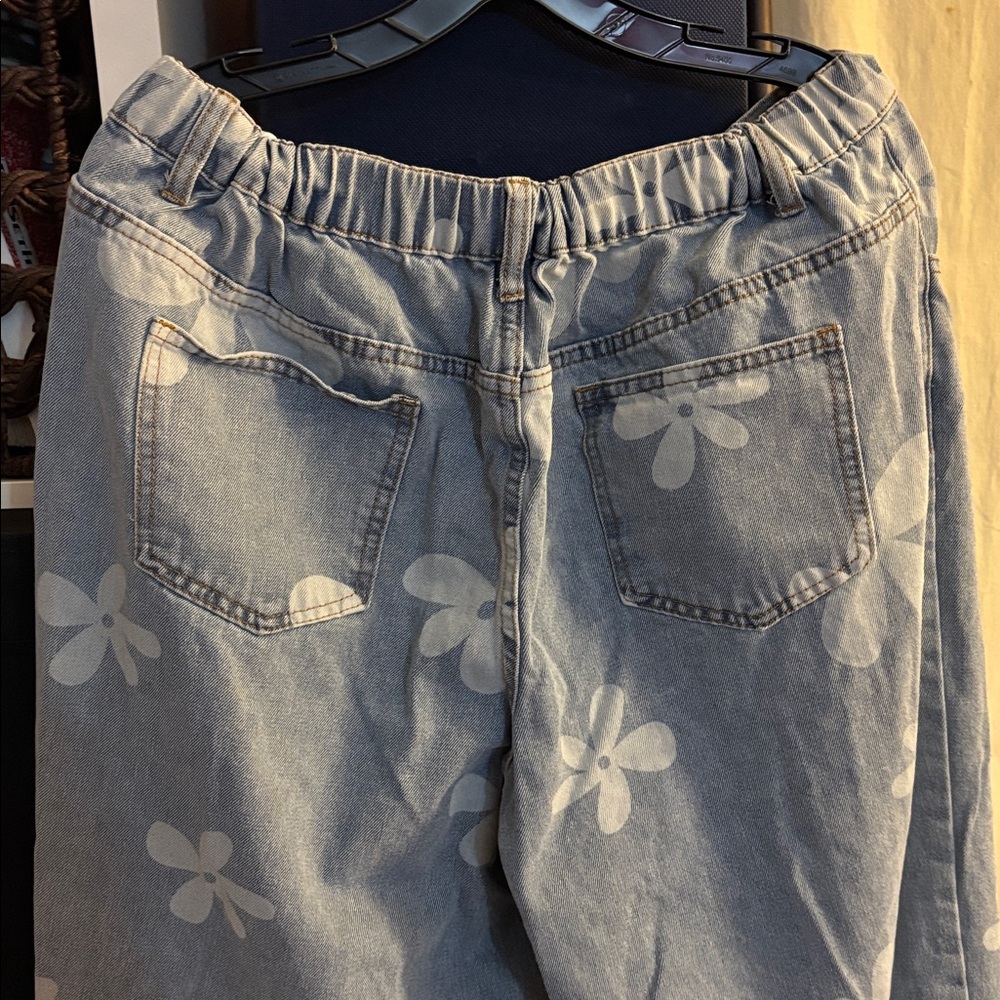 SHEIN Blue Floral Boyfriend Jeans - Picture 3 of 4